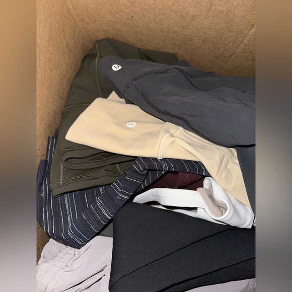 Lululemon bundle - Picture 1 of 6